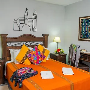 hotel-casa-rustica.guatemalaantiguahotels.com/