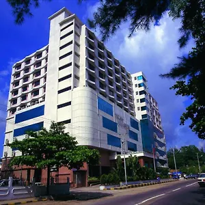 yuzana-hotel.yangonhotels.org/